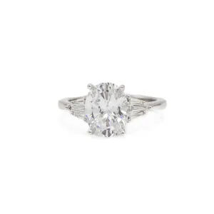 14kw Oval & Baguette-Cut Diamond Ring
