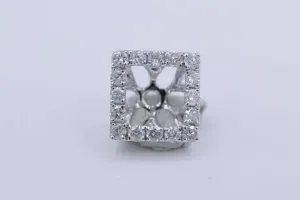 18k White Gold .40ct G VS2 Round Diamond Stud Jackets