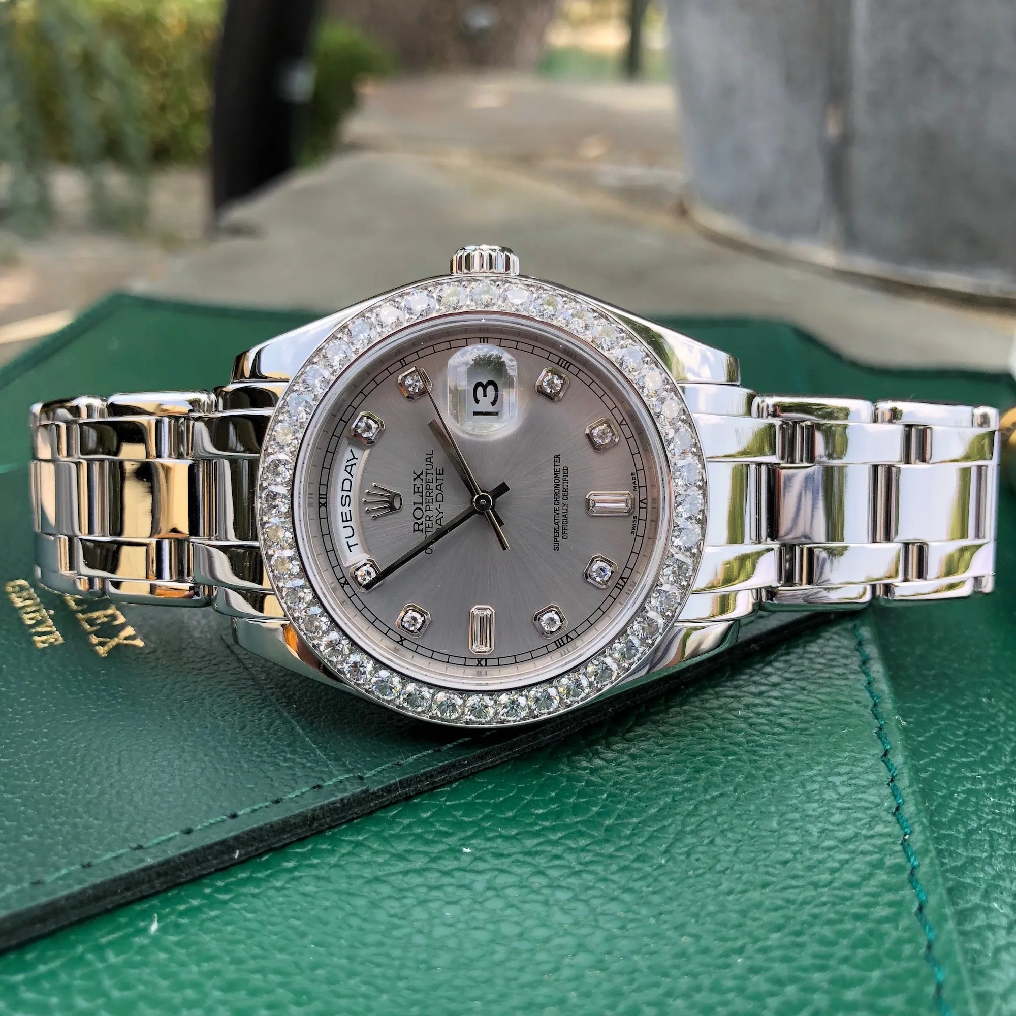 1999 Rolex Pearlmaster 18946 Platinum 39mm Rhodium Serti Diamond Day Date Wristwatch Box & Papers