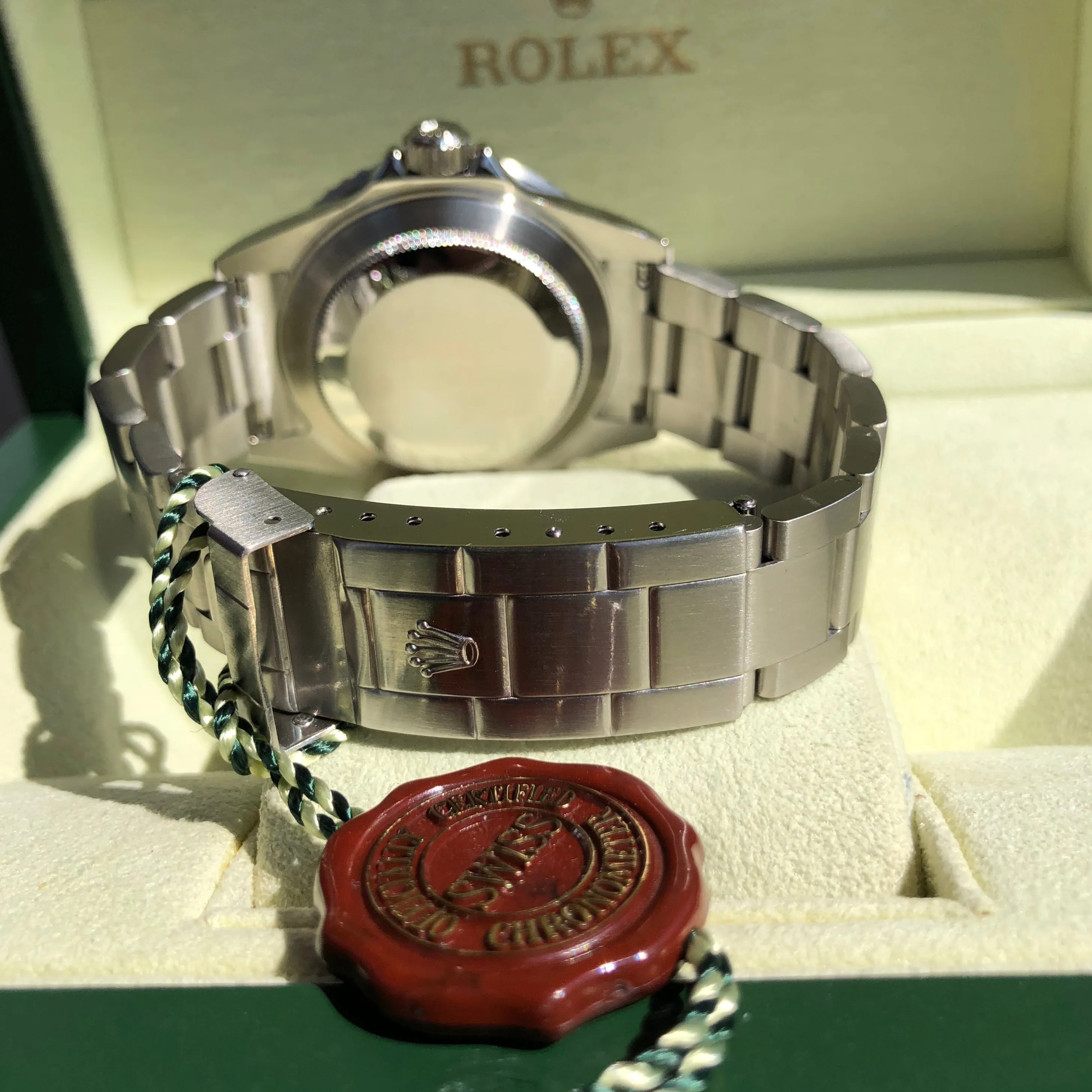 2007 Rolex Submariner 16610V 50th Anniversary Green Kermit Z Serial Wristwatch Box Papers