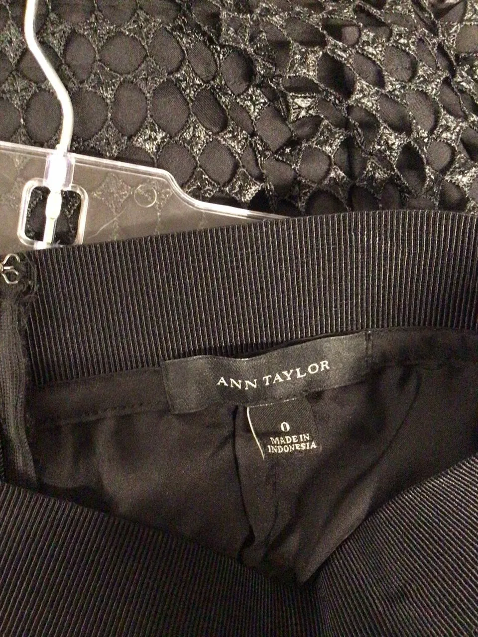 ANN TAYLOR BLACK NETTED SKIRT, size XS  #70