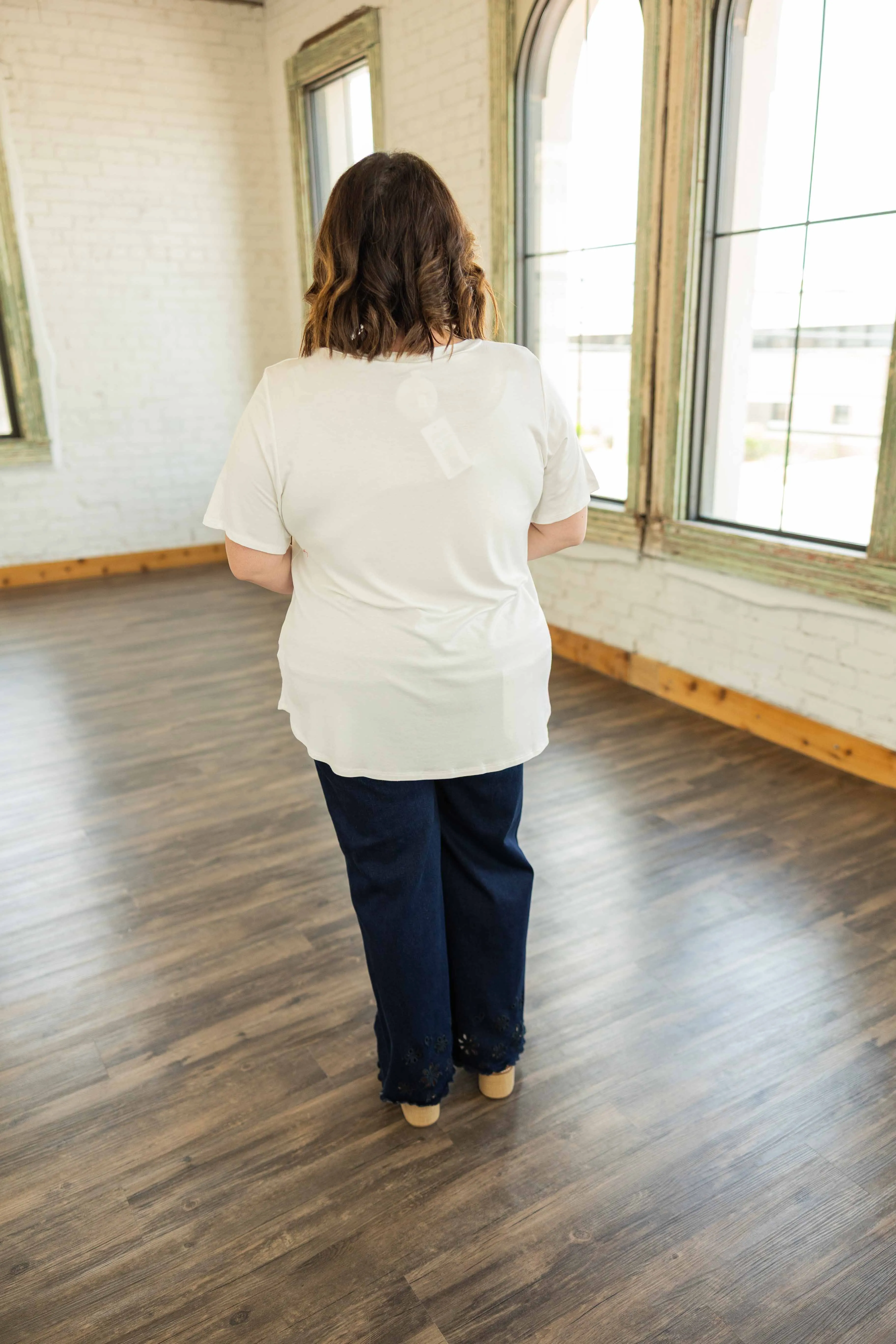 ASHLEY PLUS BASIC TEE