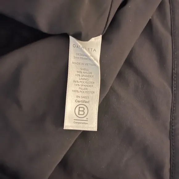 Athleta toasty buns insulated skirt size 4