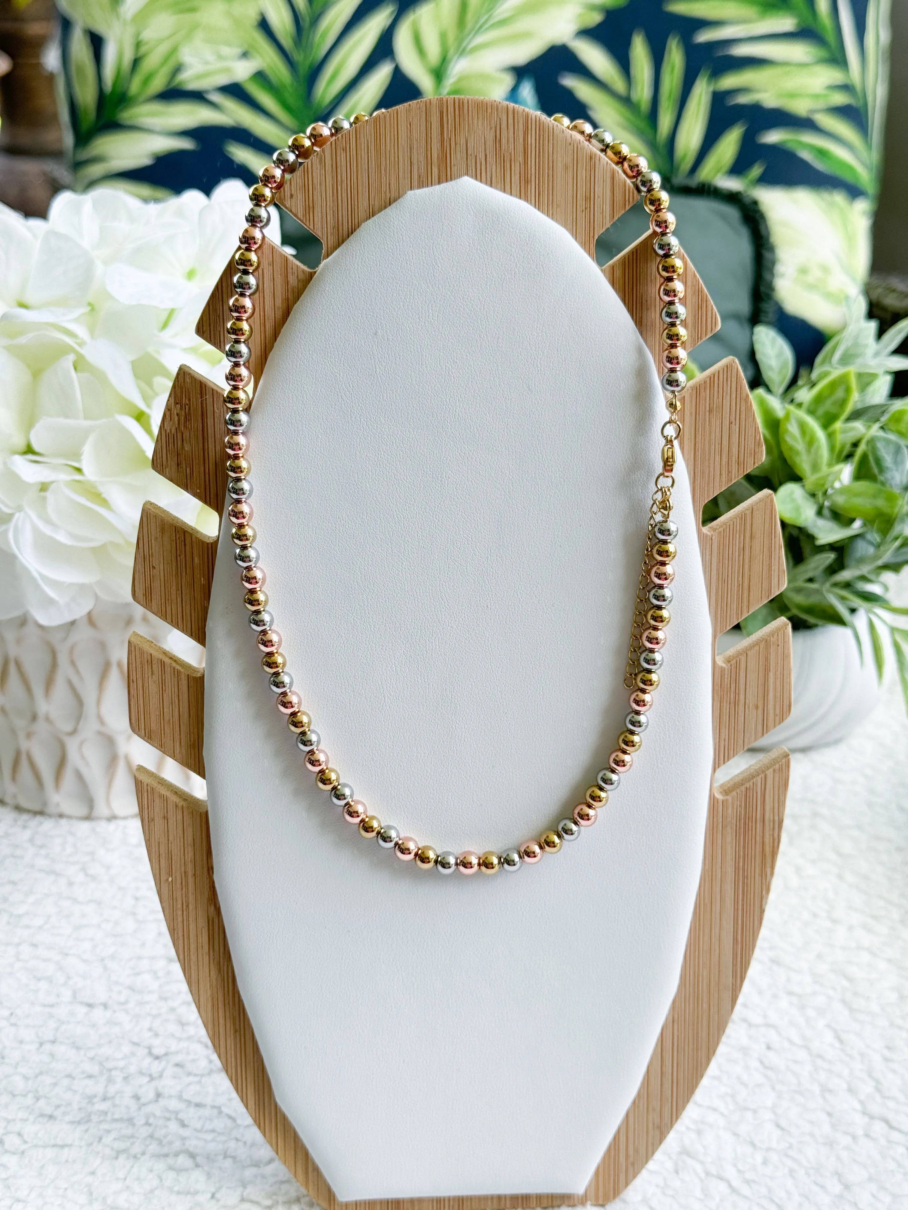 Basic beads necklace