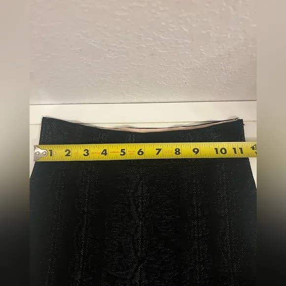 BCBGMaxAzria fitted black Skirts