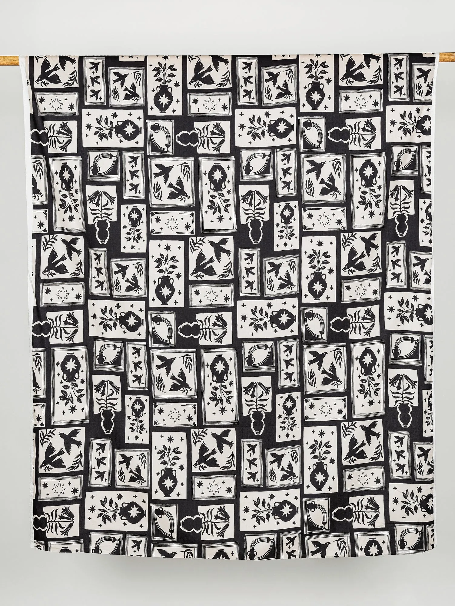 Birds & Vases Gallery Print Cotton Lawn - Black   Cream