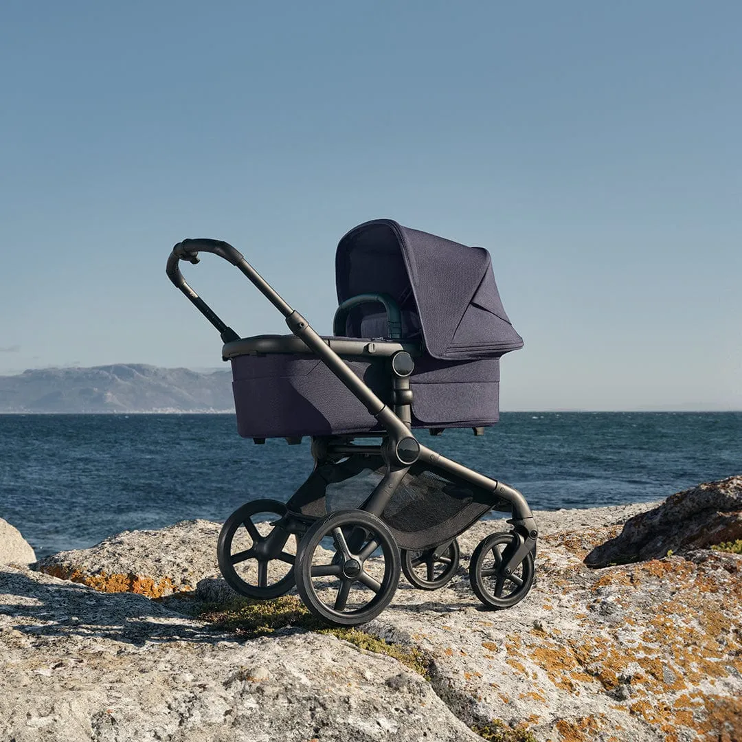 Bugaboo Fox 5 Renew Ultimate (Cloud T) Travel System - Black/Deep Indigo/Deep Indigo