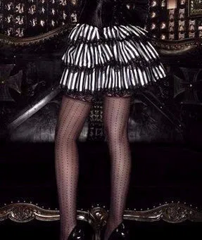 Bustle Skirt Black/White