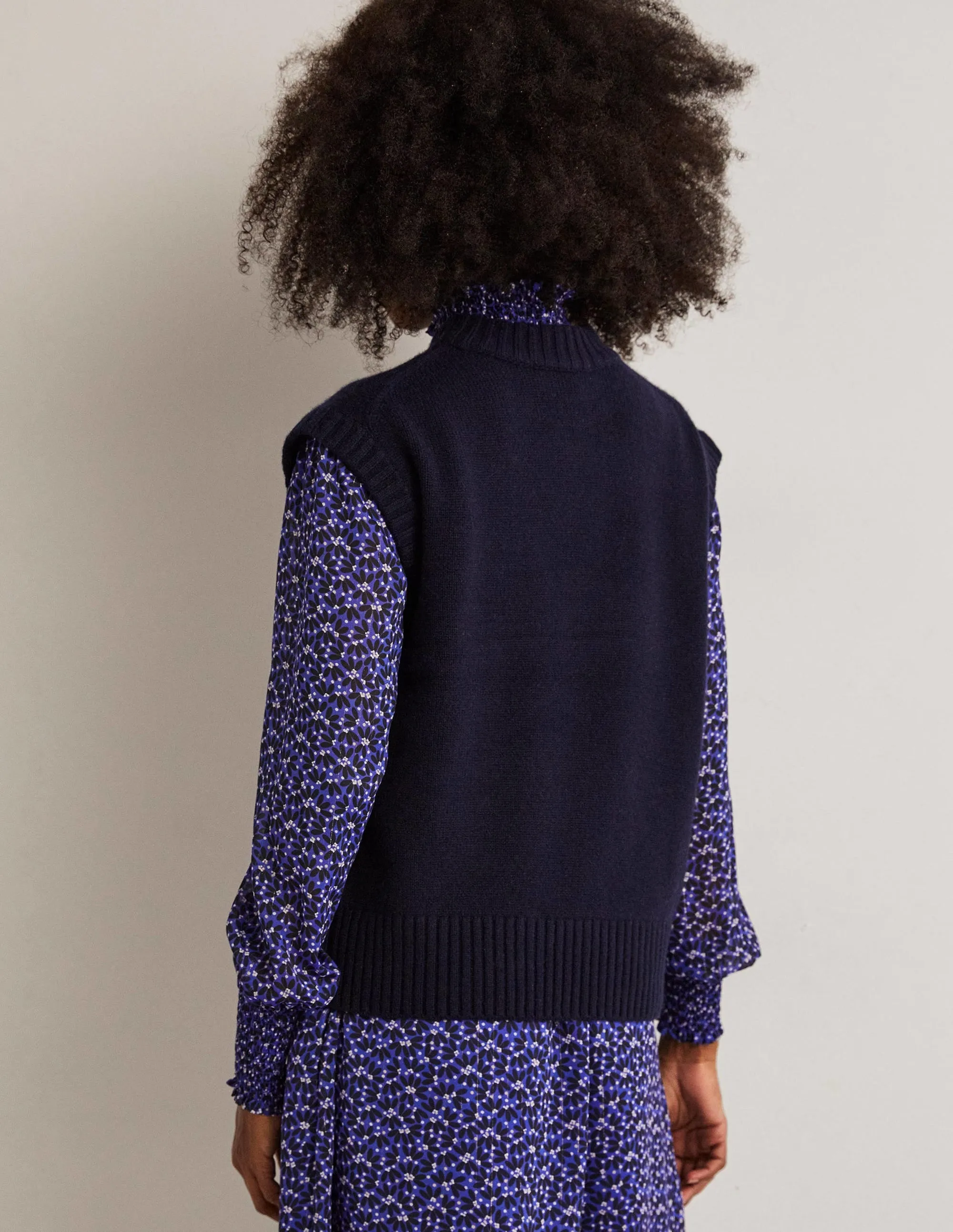 Chunky Cashmere Crew Neck Tank-Navy