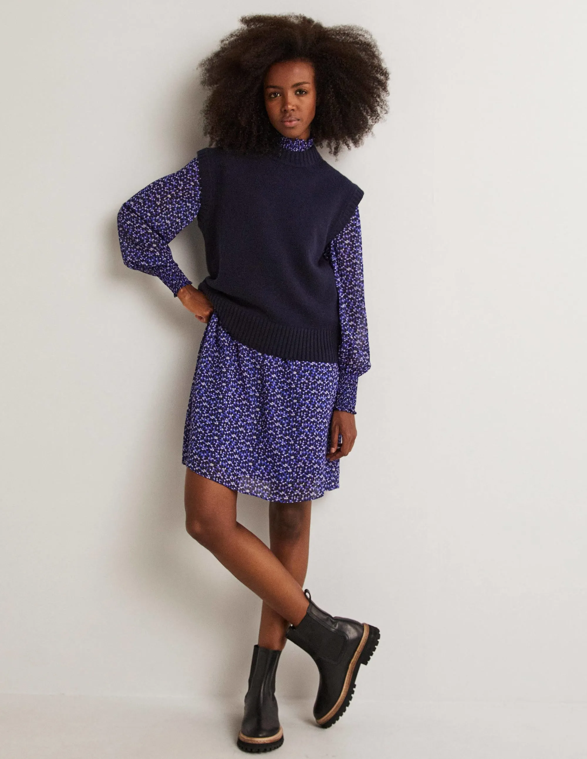 Chunky Cashmere Crew Neck Tank-Navy