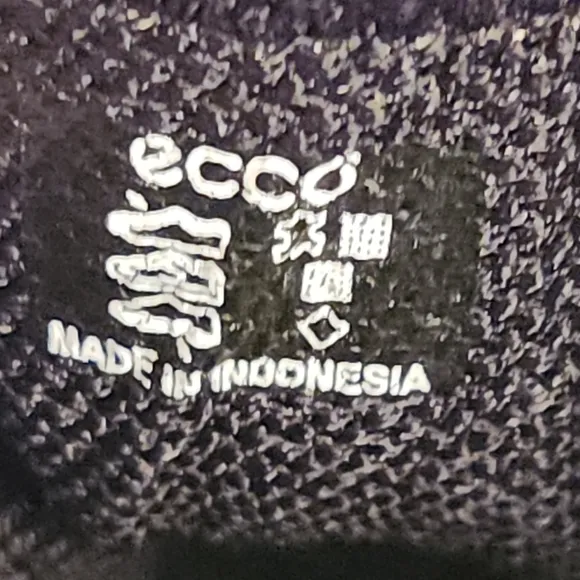 Ecco Hikers Taupe/Black Leather Gore Tex Insulated Lace Free Boys Size 3.5US EUC