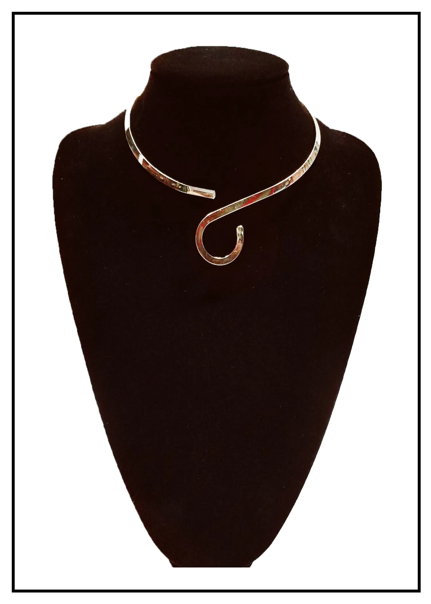 Gold Statement Choker