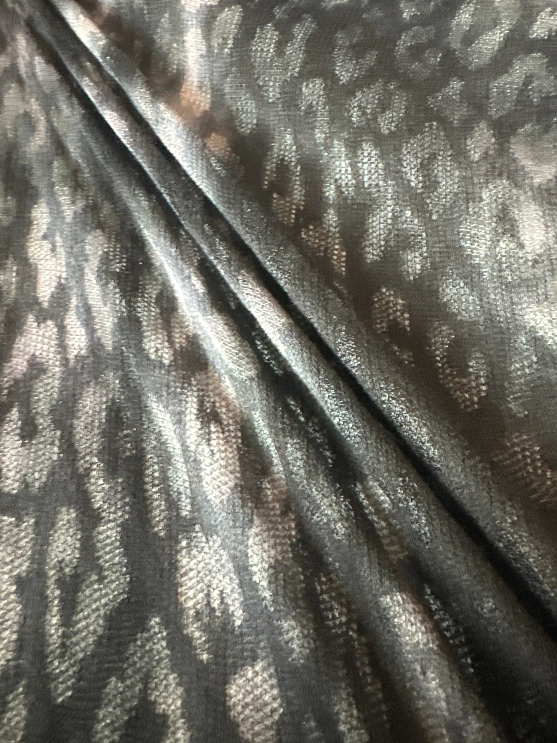 Grey Leopard Accordion