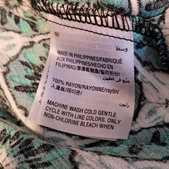 INC SKIRTS MEDIUM NWT