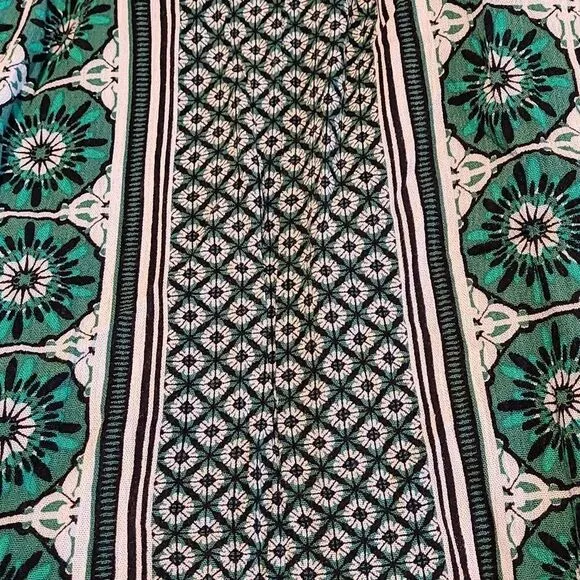 INC SKIRTS MEDIUM NWT