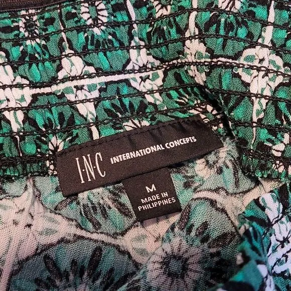 INC SKIRTS MEDIUM NWT