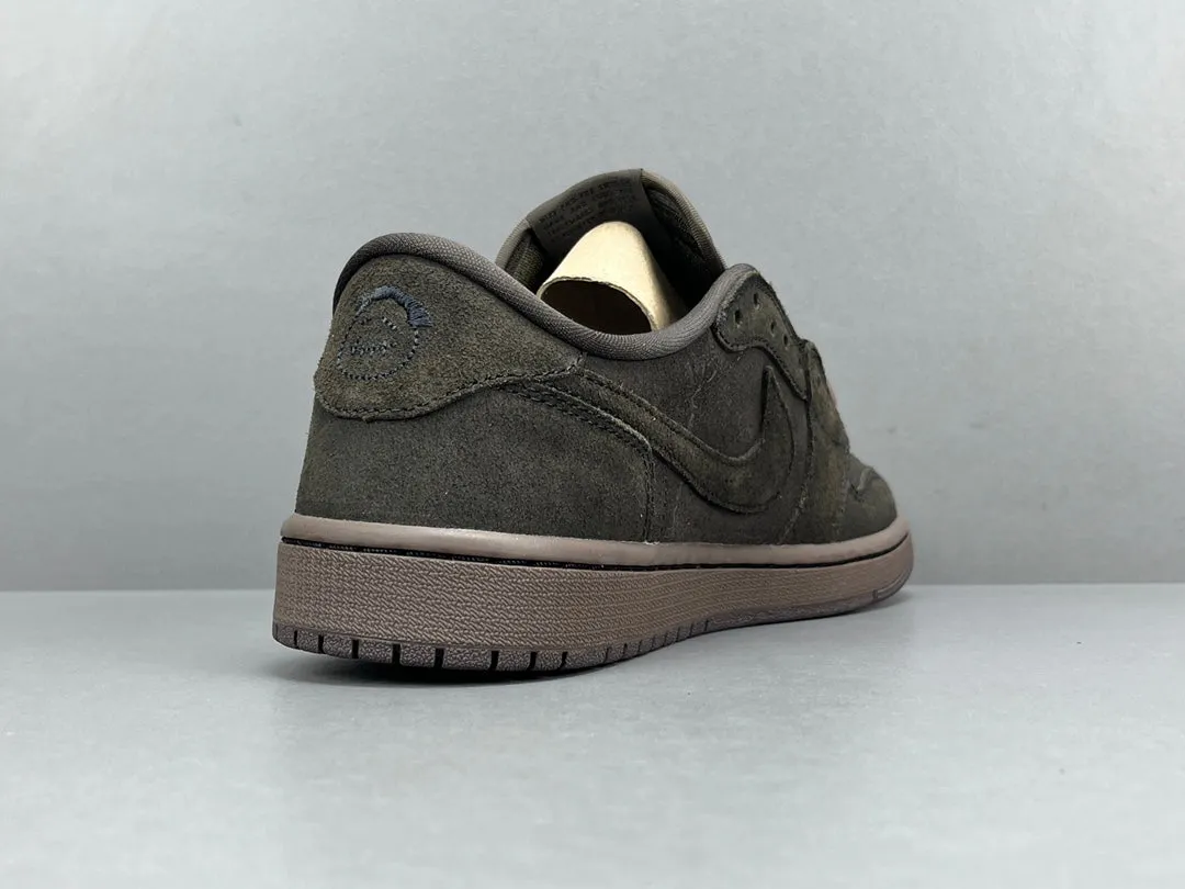 JORDAN 1 RETRO LOW OG SP x TRAVIS SCOTT VELVET BROWN