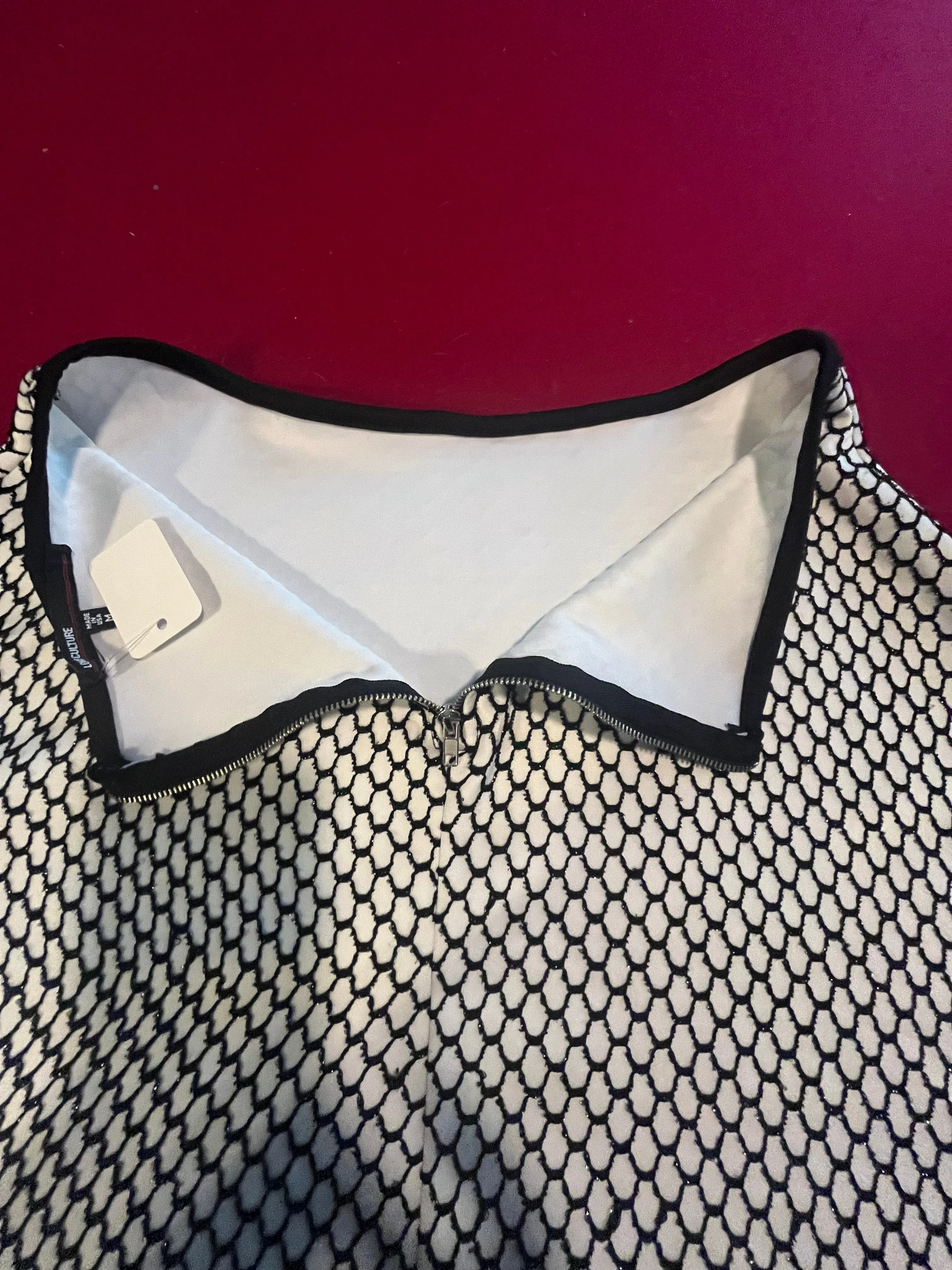Love Culture, size M,#17q