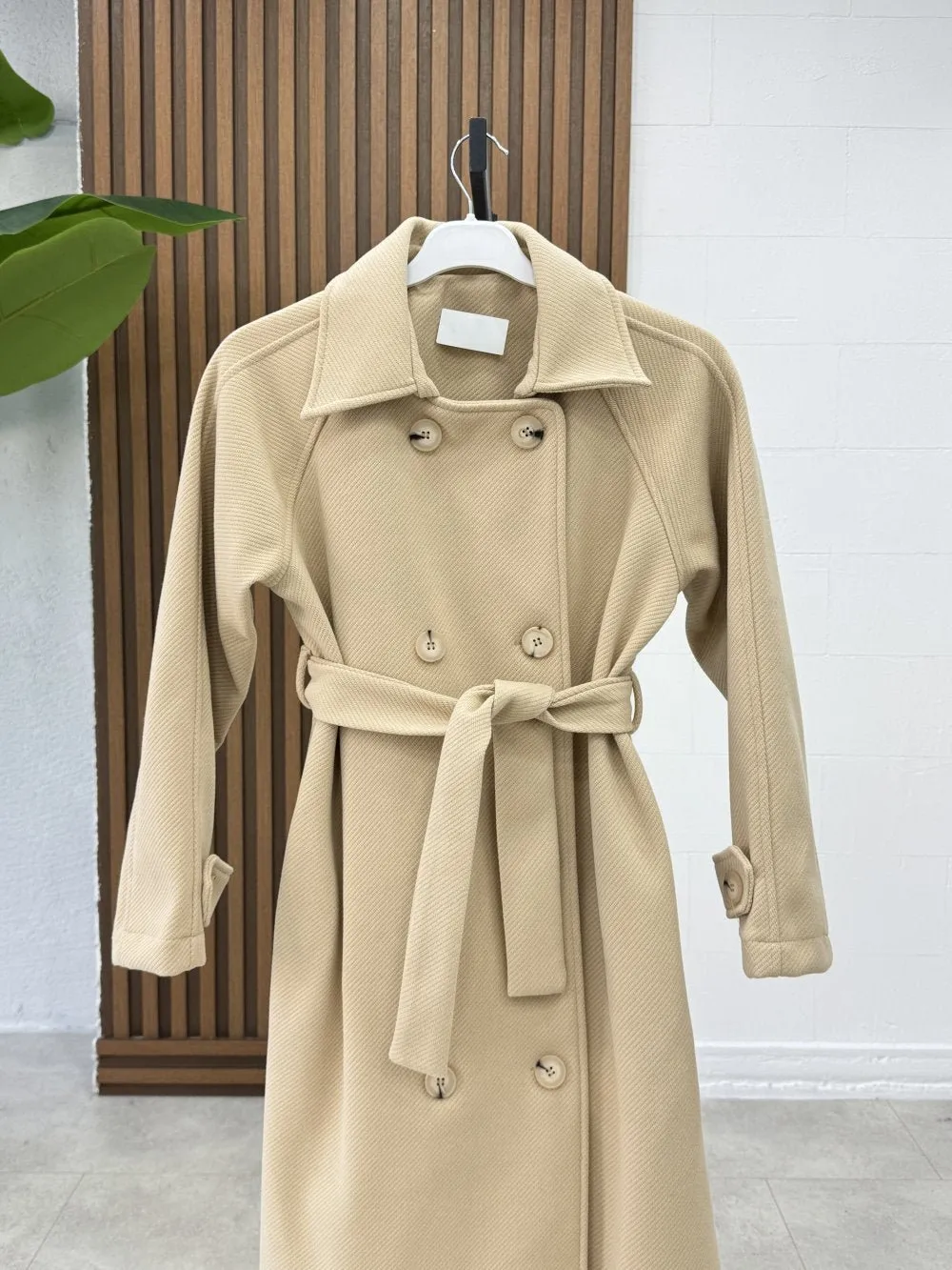 <tc>Manteau Pervin.

</tc>