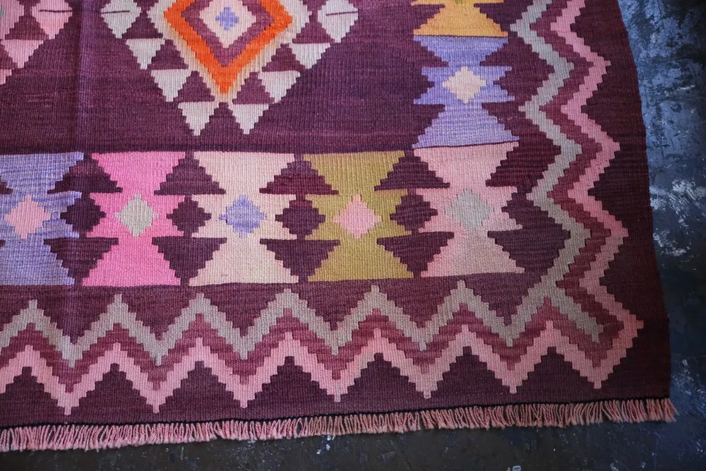Old Milas Bencik Kilim 5.6ftx8.2ft