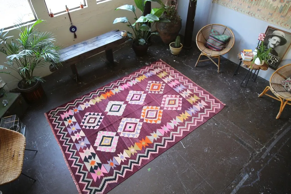 Old Milas Bencik Kilim 5.6ftx8.2ft