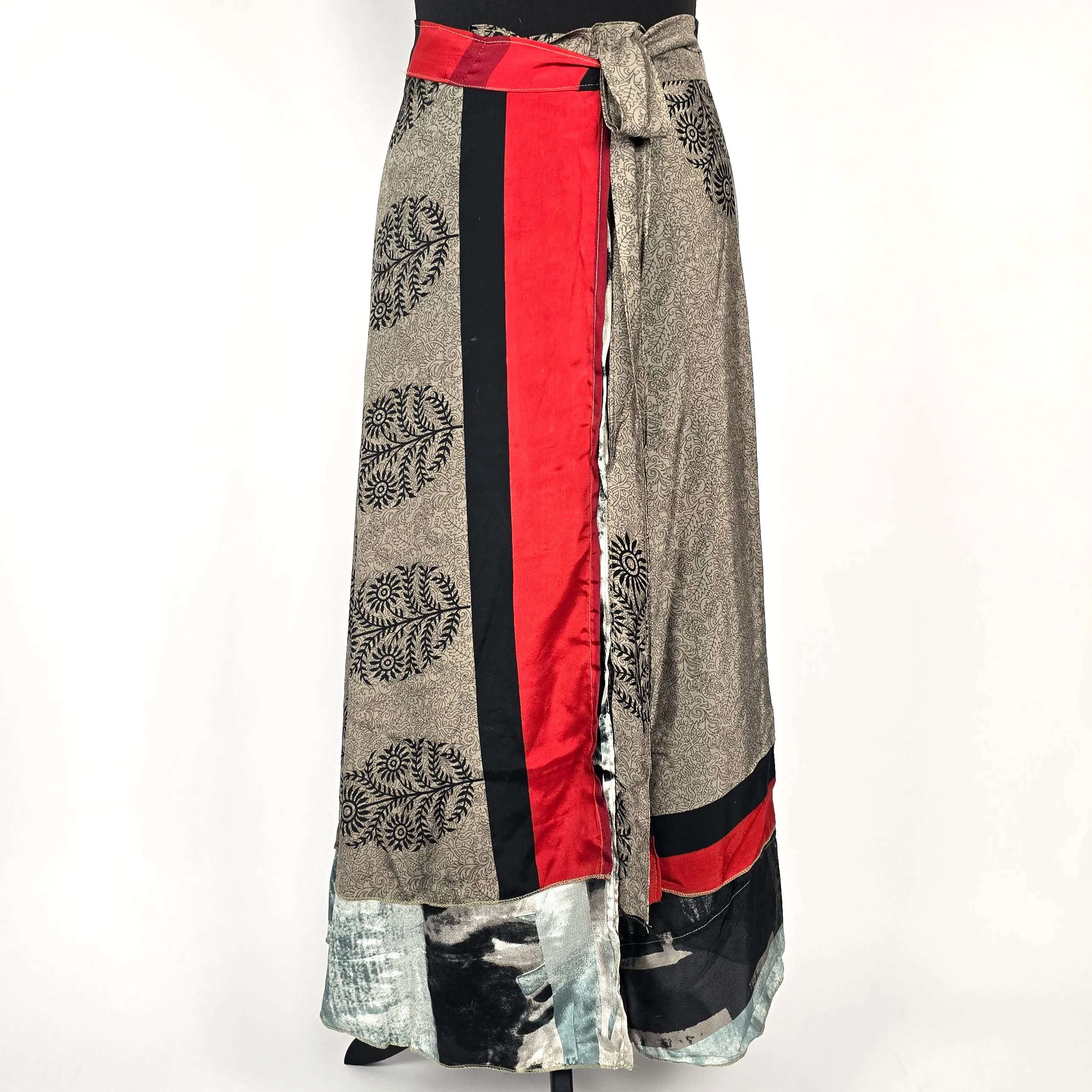 Reversable flattering Indian gypsy wrap skirt, made from vintage silk-mix saree fabrics with Oriental & floral print #57
