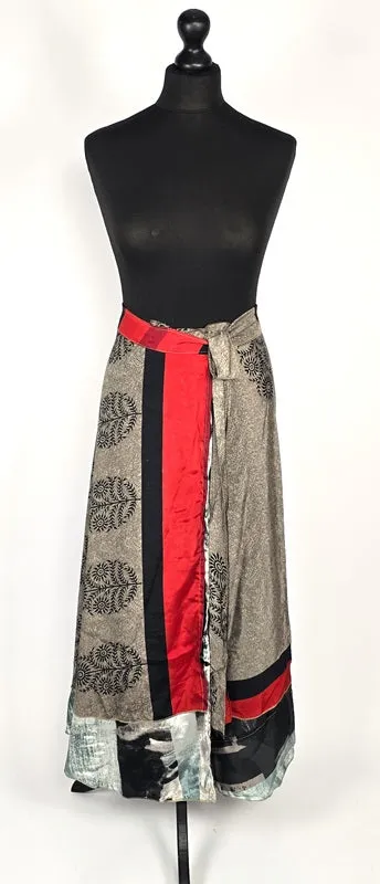 Reversable flattering Indian gypsy wrap skirt, made from vintage silk-mix saree fabrics with Oriental & floral print #57