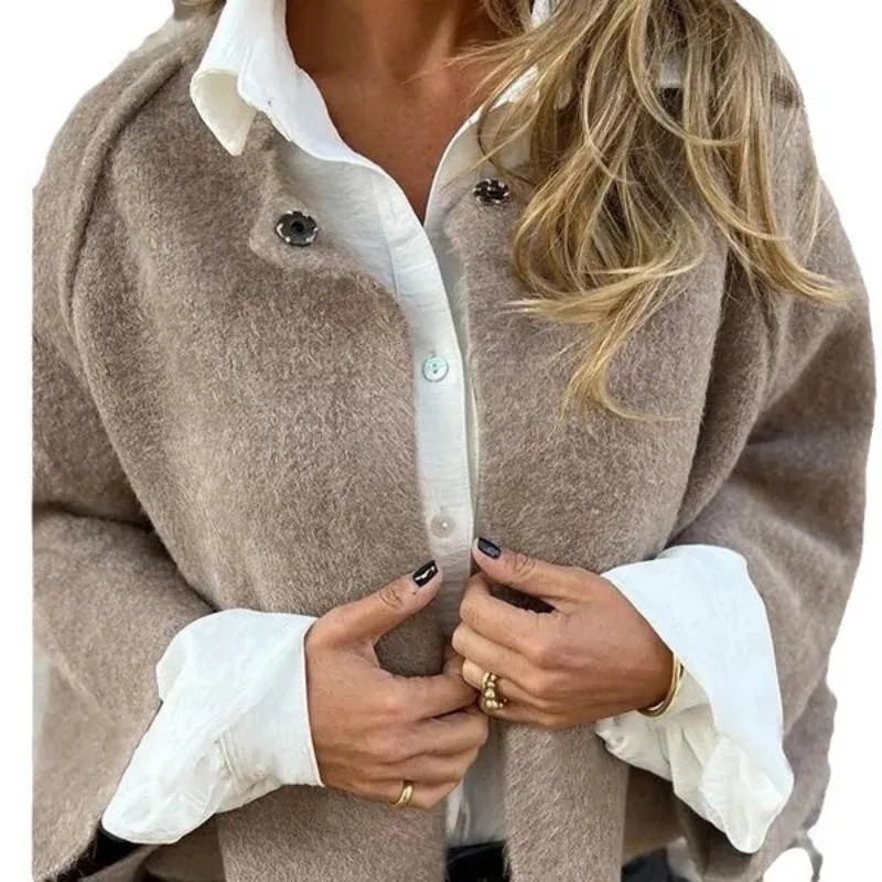 Sara | Short Jacket with Flared Sleeves