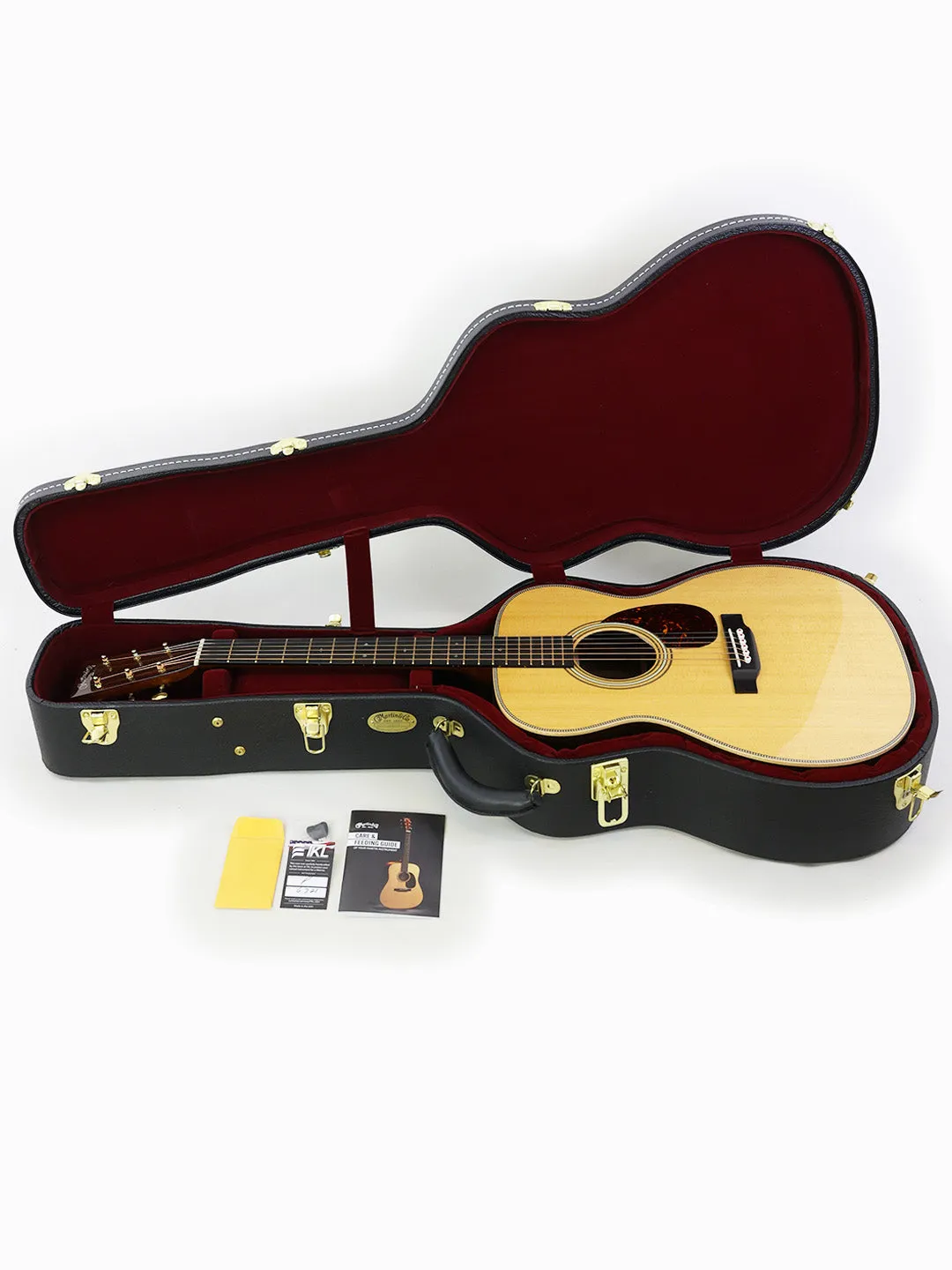 SOLD - Martin 000-28 Modern Deluxe – USA 2022