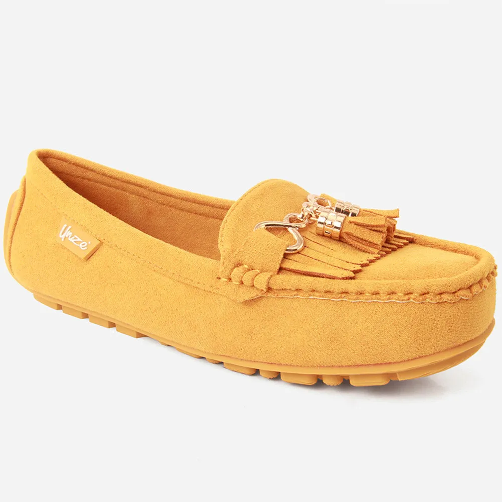 Women "PATICE" Moosehide Fringed Kilty Moccasins