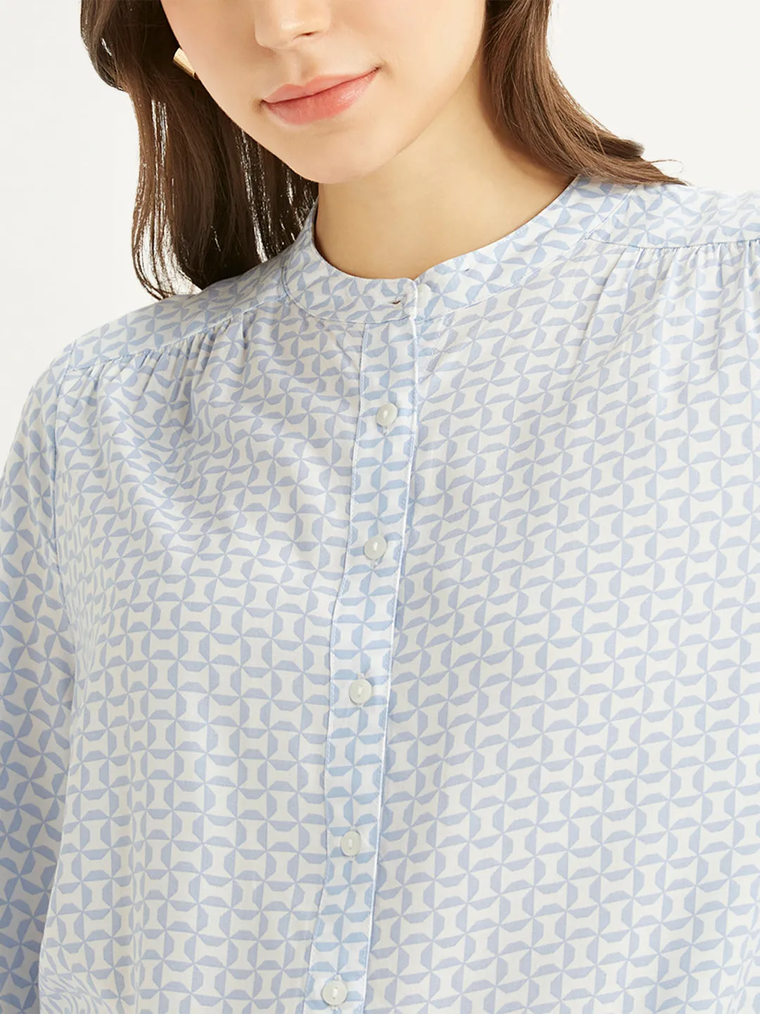 Women's Geometric Light Blue Band Neck Top