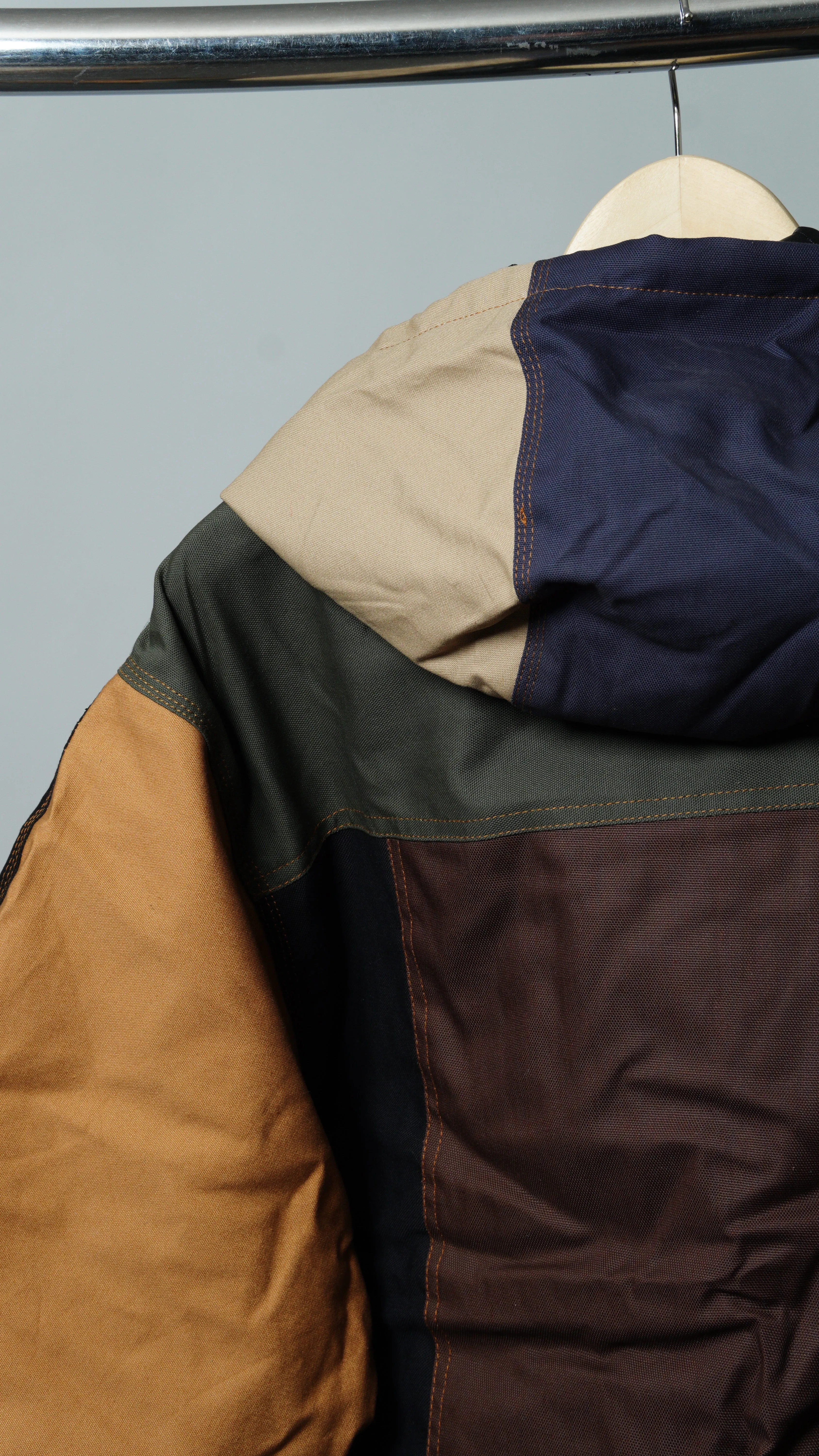 Workwear Colorblock Hooded Jacket Size L